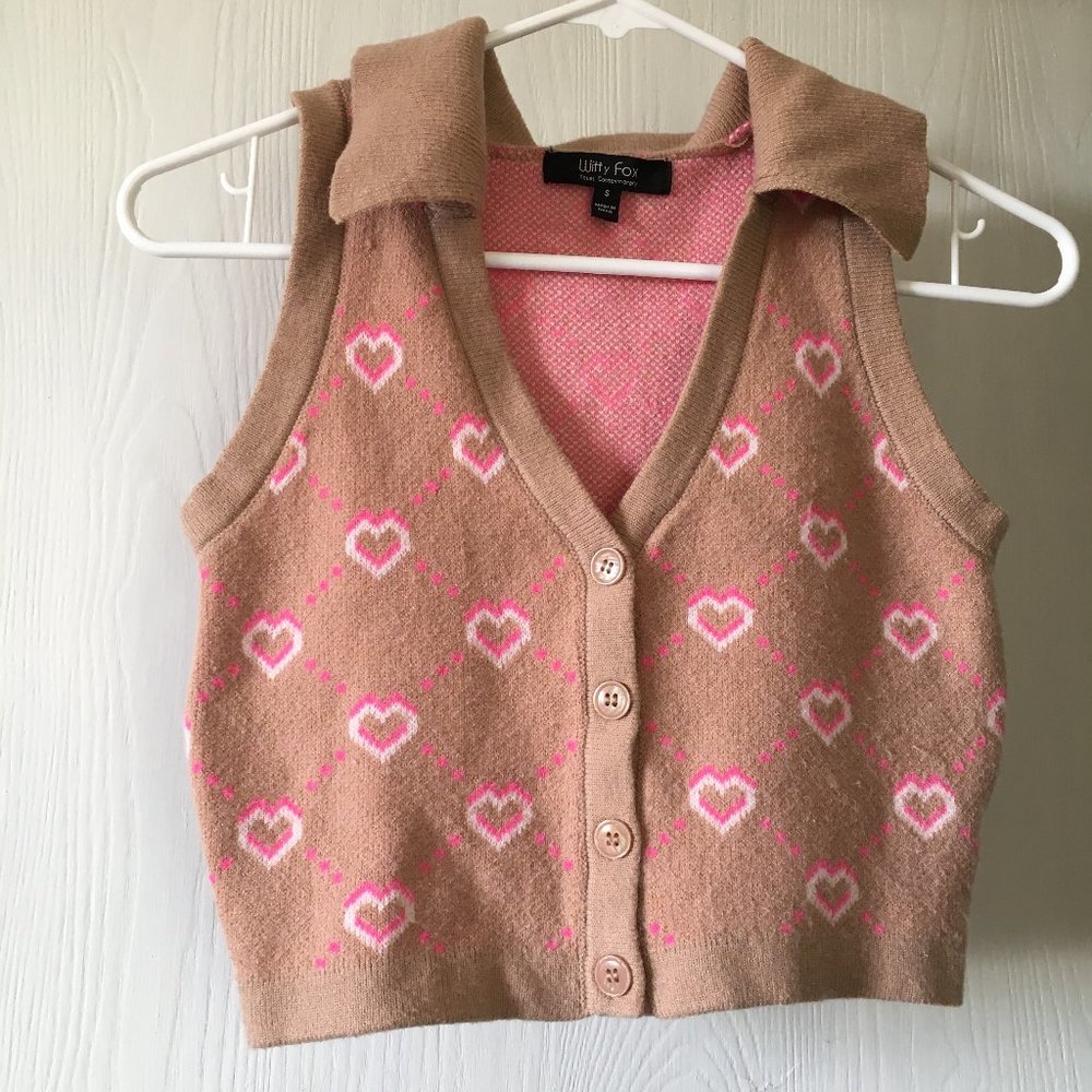 Witty Fox crop top vest. Size S.